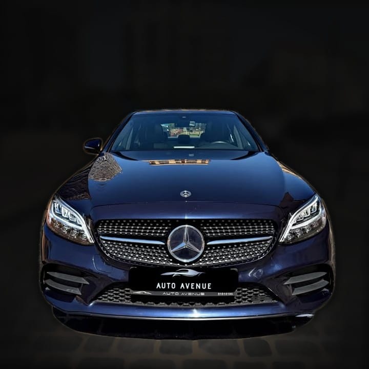 MERCEDES  C300  AMG-LINE  2019