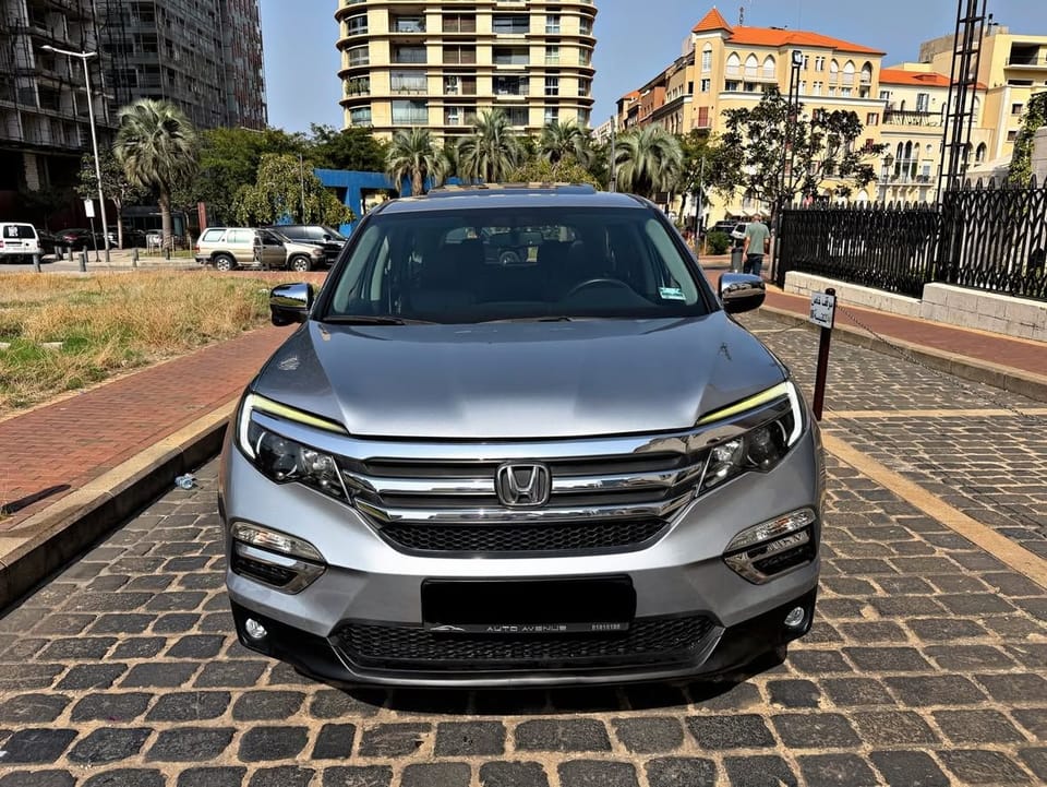 HONDA PILOT TOURING 2016 – Photo 2 of 20