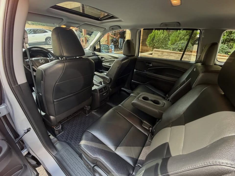 HONDA PILOT TOURING 2016 – Photo 16 of 20