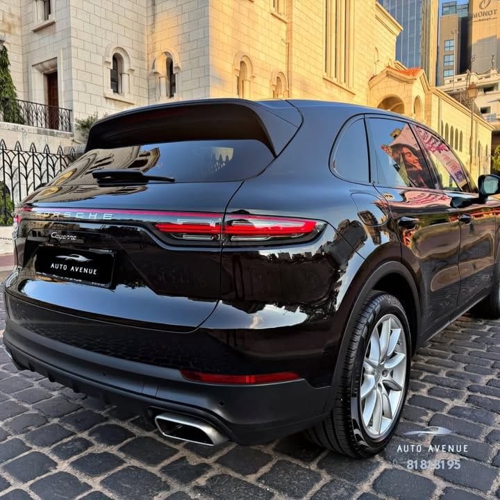 PORSCHE CAYENNE 2019 – Photo 5 of 15